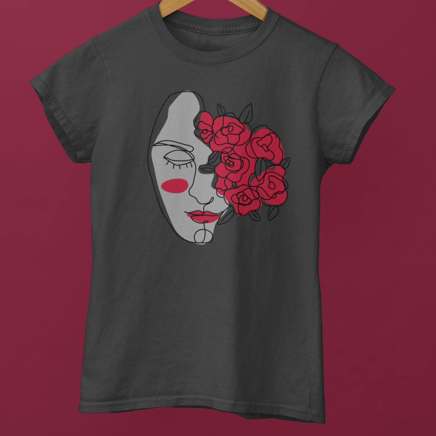 La Femme Women's T-Shirt