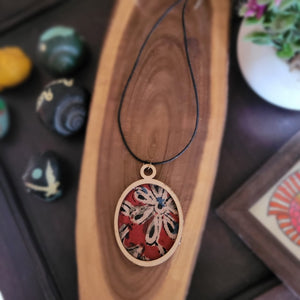 Wooden Framed Kalamkari Oval Pendant